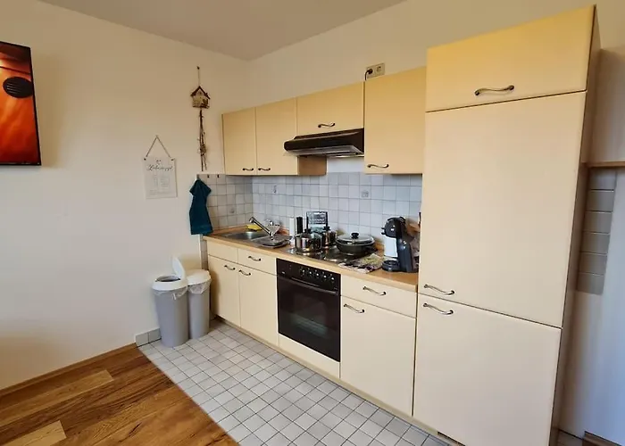 Gemütliches In Halle Saale Netflix U Yt Apartamento